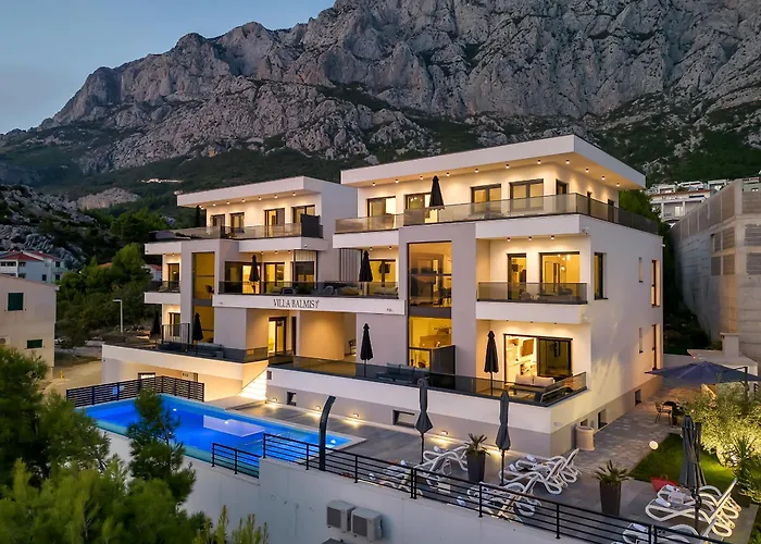 Villa Balmis House A